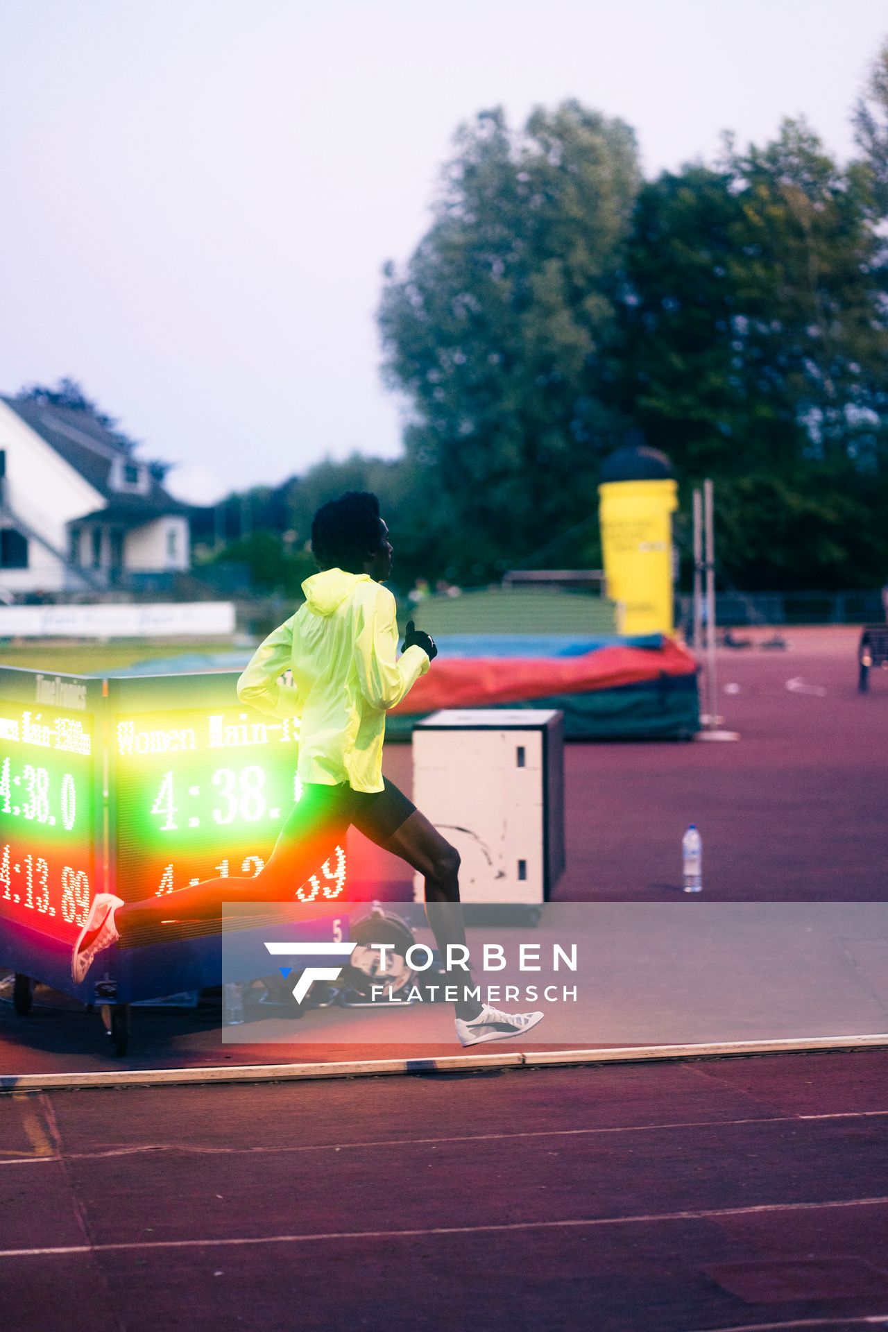 Mohamed Mohumed (LG Olympia Dortmund) ueber 1500m am 28.05.2022 waehrend der World Athletics Continental Tour IFAM Oordegem in Oordegem